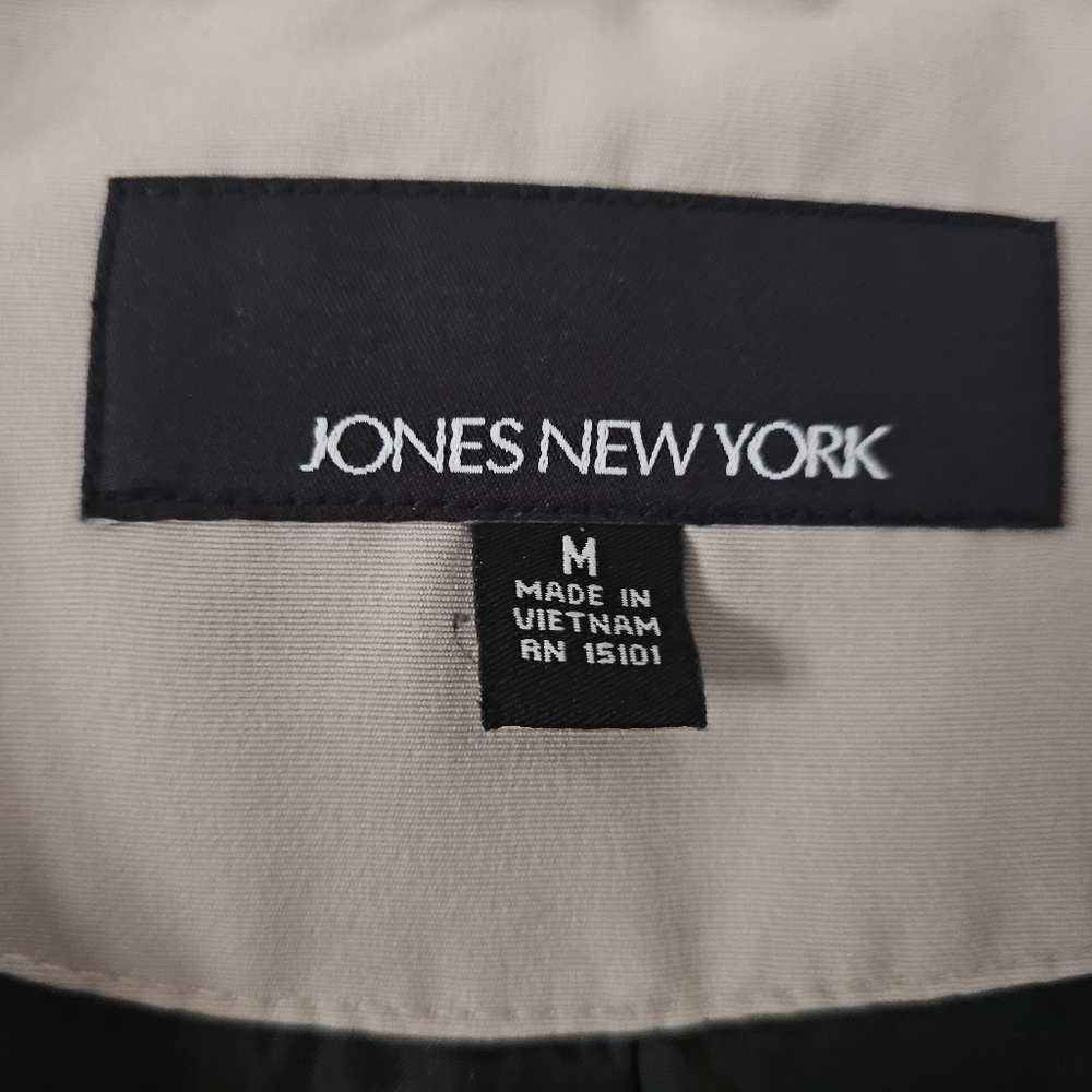 Jacket - Picture 2 of 9